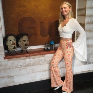Kristina Klebe Instagram - A couple more cute photos from the weekend down in Lexington @the_official_scarefest promoting the announcement of Sissy and Johnny in the new #texaschainsawmasscaregame ! The @fearthegun offices were so cool and we even got some Kentucky bourbon to bring home! I can’t wait for everyone to play the game when it comes out next year! #videogames #gamers #horrorgames #horrorvideogames #halloween #halloweenmovies #leatherface #movielovers #gamingcommunity #70s #flowergirl #flowergirloutfit