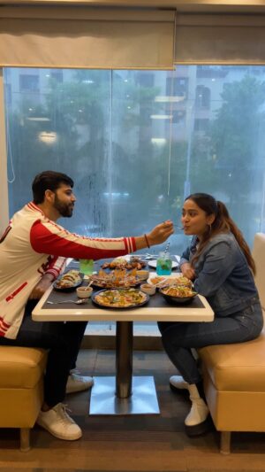 Kristina Patel Instagram - We didn’t let monsoon ruin our date and it was worth it😍😋💙
•
•
Smog Library is a must visit restaurant situated in Kandivali West, Mumbai.
•
•
They serve wide variety of cuisines like Mexican, Italian, Indian , Chinese , Tandoor, Malavni and much more and trust me the food was finger-licking good.😋
•
•
Book your table today and enjoy with friends and loved ones💙

Experience and share your special moments with @smog_library 
For table reservations 
📞 9867 787107 / 9867 933888
We are delivering directly via Swiggy
•
•
#reels #monsoon #food #baarish #date #couple #smoglibrary #kandivali #mumbai #foodie #trending