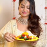 Kristina Patel Instagram - Embrace the true essence of Diwali with a home that sparkles and smells as festive as your spirit! Join me in prepping for the festivities - cleaning, arranging, and adding the magical touch of Odonil. Let the fragrance of joy linger in every corner. Happy Diwali! #SmellsLikeFestiveWithOdonil #odonil #superiorfragrance #airfreshener @official_odonil