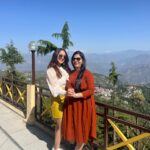Kristina Patel Instagram - Maang lu yeh mannat ki fer yahi jahaan Mile fer yahi kokh mile fer yahi maa Mile ♥️ I LOVE YOU MAA HAPPY MOTHERS DAY ♥️