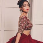 Kristina Patel Instagram - I feel prettiest when I wear Indian ♥️😍 . . . #explore #kristinapatel #trendingnow #indian #indianwear #lehnga #instagram #indiansaree #indowestern #womenfashion #fashionblogger #influencer #fashiontrends #designerwear