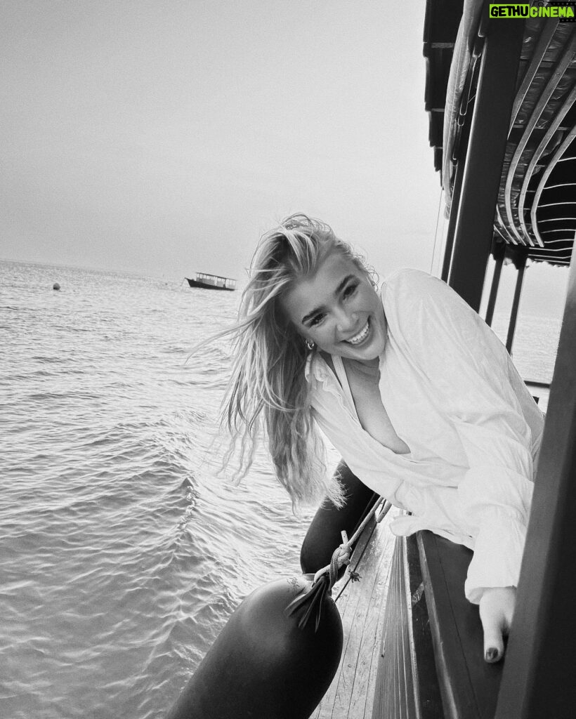 Kristina Petrushina Instagram - 💘💘💘från lilla kamerarullen 2023 💘💘💘