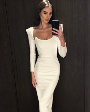 Kristýna Schicková Instagram - Mirror mirror on the wall, who’s … ? 🪞