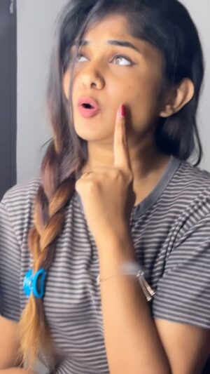 Kriti vamshini Instagram - Yaar avano..? 🦋 this song lives in my head rent free🥹❤️

#instagood #instadaily #instagram #instamood #instafashion #reelsinstagram #tamil #ghilli #trisha #thalapathy #vijay