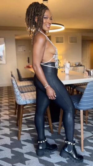 Kron Moore Instagram - In her moment 💎🐝

Top: @fashionnova 
Pants: @spanx 
Boots: @gucci 

#beyonce #renaissance #renaissanceworldtour #atl #kronmoore