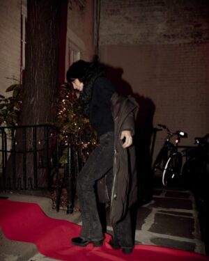 Krysta Rodriguez Instagram - When my opening night for The Collaboration was cancelled because of covid, I had no idea my friends were planning a surprise opening night weeks later with all my favorite people. And yes, a red carpet and fake paparazzi. These are truly photos of me at my happiest. Thankfully @drewxphotography was there to capture it all. Still floating 🎈