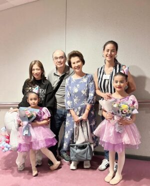 Kullanat Preeyawat Instagram - Played the role of Munchkin in The Wizard of Oz …เอาจริงๆทาเรียแอบเบื่อทุกครั้งที่ต้องไปเรียน แต่พอตอนโชว์ดันชอบ😂 #talyawinter #ทาเรียวินเทอร์ #โพสช้าแต่โพสนะ 😅