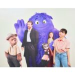 Kurumi Inagaki Instagram - . ⭐︎《情報解禁》です⭐︎ . 6月14日(金)公開のハリウッド映画 『ブルー きみは大丈夫』で ビーの吹替を担当させていただきます！！ . ⭐︎ 孤独な少女ビーが出会ったのは子供にしか見えない不思議な“もふもふ” ⭐︎ . . 実写映画の吹替は目標のひとつでもあったので とっても嬉しかったです。 ビーちゃんらしいお衣装をスタイリストさんが用意してくださって ビーちゃんとひとつになれる様に表情や感情を見て吹替に挑戦しました！ . . 私も、公開が楽しみです！！ たくさんの方に見ていただけます様に…💗 . . . #6月14日公開 #ブルーきみは大丈夫 #ブルー #もふもふ #ビー #稲垣来泉