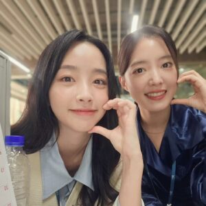 Kwon Ah-reum Instagram - <열녀박씨계약결혼뎐>

유하나대리 내일 밤 길 조심하고...