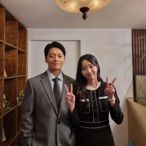 Kwon Ah-reum Instagram - <열녀박씨계약결혼뎐>

유하나대리 내일 밤 길 조심하고...