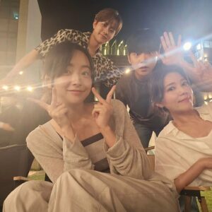 Kwon Ah-reum Instagram - <열녀박씨계약결혼뎐>

유하나대리 내일 밤 길 조심하고...