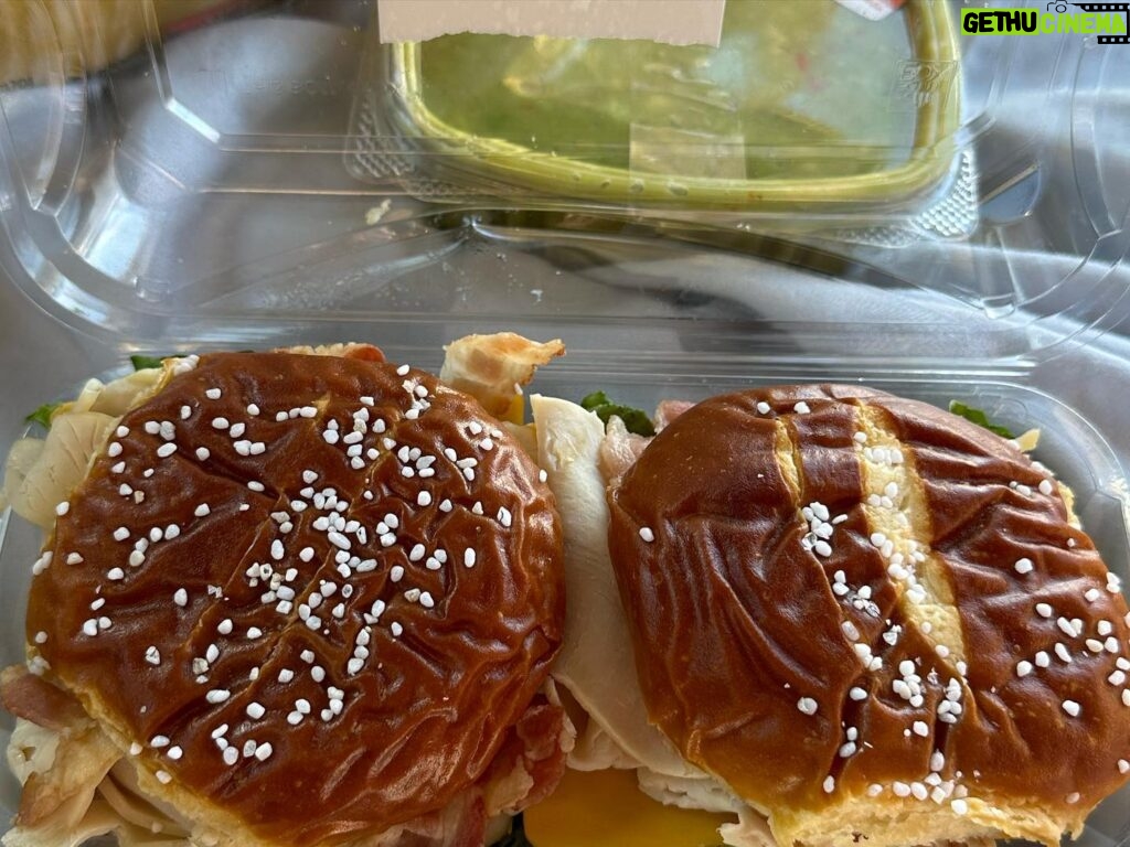 Kylee Russell Instagram - Pretzel bread sandwiches 🤌🏽✨