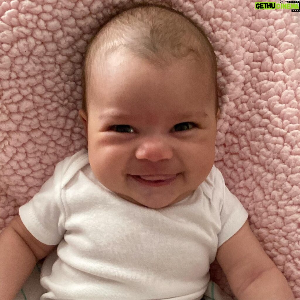 Kylee Russell Instagram - Greyson is 2 months!😭🥰 The next slide shows how she feels about it. “WOAH”🤯