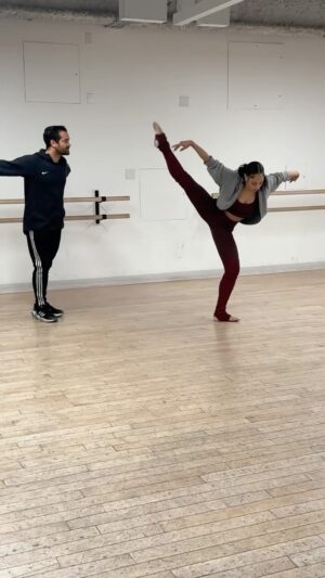 Kylie Jefferson Instagram - When you go home to create with your former ballet coach 🥹

This Sunday, March 17th, Kylie Jefferson returns to #DADA and the @RhimesPerformingArtsCenter for HERstory: Fashion In Motion 🤎

Actor/dancer/model @kyliemjefferson (Tiny Pretty Things, @netflix) in the studio with #DADA’s Sr. Artistic Advisor @rastathomas rehearsing for this weekend’s #HERstory: Fashion in Motion, a unique multimedia fashion show.

As a movement model, Kylie will reunite with @therealdebbieallen to visually narrate the stories of two LA fashion designers (Sami Miro and House of Aama), highlighting their creation and inspiration process. The show will also feature live dance performances and a screening of Kylie’s self-titled short film. 

HERstory: Fashion in Motion
SUN., MARCH 17th
4pm: Doors
4:30pm: Fashion Show

🎟️ $15 - link in bio 

#RPAC #RhimesPAC #kyliejefferson 
#dance #dancer #debbieallen #HERstory #fashion #fashiondesigner #fashionshow #womeninfashion #womenempowerment #womenshistorymonth #ballet #pointe #performances #womenempowerment #events #eventsinla #losangeles #pac  #performingartscenter