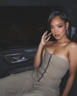 Kylie Jefferson Instagram - Lights up baby this my scene.