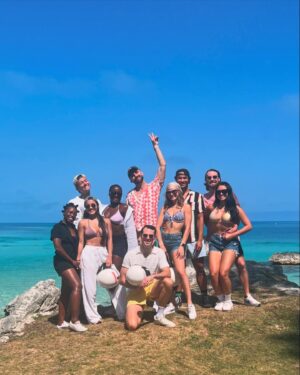 Kylie Liya Page Instagram - Bermuda pt. 2: SEA🌊 
(Quen is just Queen with a typo)  iykyk 😉🔥🏝️🏹