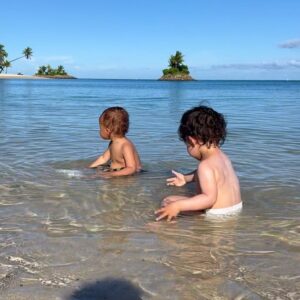 Kylie Bunbury Instagram - Some Fiji Bliss 🌺