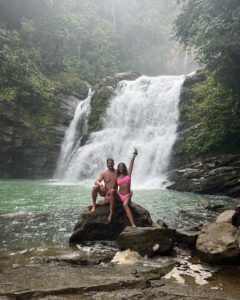 Kylie Bunbury Instagram - Beautiful memories made in one of our soul places 🌱✨pura vida con mi familia