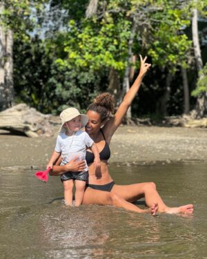 Kylie Bunbury Instagram - Beautiful memories made in one of our soul places 🌱✨pura vida con mi familia