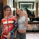 Kylie Cantrall Instagram - cutest night w/ @billboard ⭐️🎀 styled @pariyaluv glam @domdella @laurarugetti 🤍