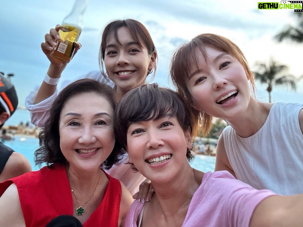 Kym Ng Instagram - Thank you @chenhanwei1969 for being such a wonderful host last night - from arranging a beautiful venue (with food and drinks), to planning the games and lucky draw segments, to getting great prizes (with the support from @yvonnelim928 ) Really grateful to our Executive Producer Doreen for making this #wrapparty possible 💕 Thank you to all of you last night for the fun and laughter 🥰🥰🥰 What a sweet and memorable ending to #天公疼憨人 ❣️❣️❣️ #Sentosa @rumoursbeachclub