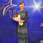 Kym Ng Instagram – #StarAwards2023 🎊 Congratulations to all the deserving winners 🥳🥳🥳🥳🥳
..and my heartfelt appreciation to :
Stylish: Ivan Goh
Outfit: @missoni 
Jewellery: @thecanarydiamond 
Hair : #PassionHairSalon @ryan_yap 
Thank you too, @kymngforever and friends for coming to show your support and love 💗 @leonweiqiang @s_leeyan @hungshuk 
#红星大奖2023