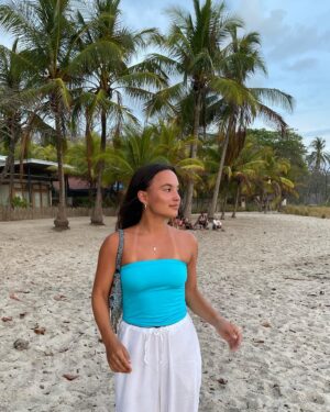 Kyra Isako Smith Instagram - 19 in costa rica🦋🦋🦋🦋