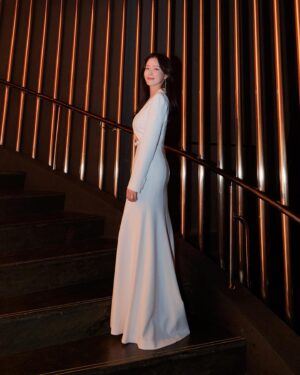 Kyung Soo-jin Instagram - 안녕하세요. 경수진입니다!
드디어 형사록 시즌 2도 마무리 되었네요.
그동안 시청해주셔서 너무 감사드립니다!
사랑합니다❤️
안녕!! 이성아!! 너 솔직히 너무 멋있었다✨👍🏻