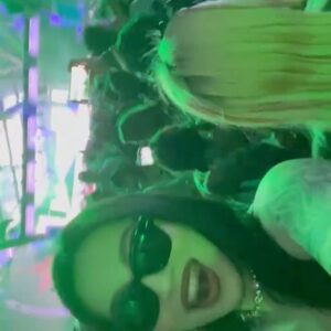 LANA Instagram - 💚💙🧡