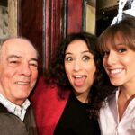 Léa François Instagram - Michel… 💔 Un vrac de photos avec toi.. 10… parce que c’est le max sur Insta. Tu m’as souvent dit que tu m’avais connu enfant, et qu’c’était incroyable de m’voir devenir maman… C’est vrai qu’j’en ai passé des caps à tes côtés. Quasi quotidiennement Sous ton regard bienveillant Je pense à ta famille Et à celle de plus belle Ton sourire qui pétille… Je t’aime. Ta péronnelle 🥹