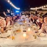 Léa François Instagram - Best soirée, best tablée 🌟 #Pau&Dan ♥️ #crete #lescopains 📸 @jeremiepoppe