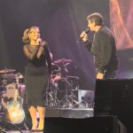 Léa Haddad Instagram - Trop fière d’avoir chanté avec Patrick. J’ai enfin réalisé mon rêve 😍 Patrick je t’aime