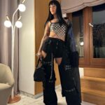 La Zowi Instagram - 🖤