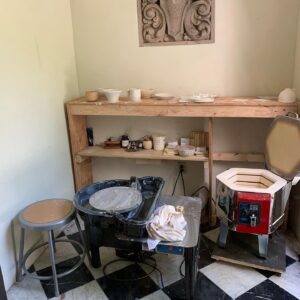Laci J. Mailey Instagram - Studio makeover. Making things a little brighter in this dark season. Thank you @thestevebradley for doing the heavy lifting 🍊 #ceramics