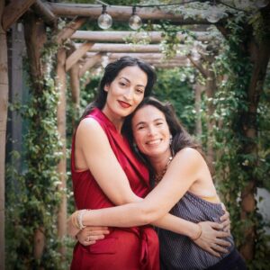 Laëtitia Eïdo Instagram - #Amazing encounters with @girlssupportgirls_paris, here with the great, delicate and so wonderful composer, musician and singer @yael_naim_ at @mobhouse.officiel, thank you @vanesdjian @karolynel & @laurettephotographie for the pic, @barbarabuiofficial for the pink suit, @pascaline_rey_artiste x @demaarseparis for the jewel!
•
•
•
#girls #girlssupportgirls #women #empowerment #sisterhood #eyebrow #lips #lipstick #eyebrows #redlips #redlipstick #💖 #pink #love #photography #portrait