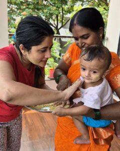 Lahari Arundhati Vishnuvazhala Instagram - @lishan.official 1st holi celebration 😃🥰😍🤩 #baby #babyboy #holi #holifestival @dhiren_manikant