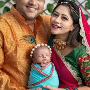 Lahari Arundhati Vishnuvazhala Instagram - Happy Krishnashtami from our little Krishna ❤️ 
.
@dhiren_manikant
Photos & videos handled by:
📸🎥 @clickbabyphotography
My dress: @labelpurple
.
On this beautiful and special occasion of Janmashtami, may your heart be filled with Krishna's love and grace. Wish you a very Happy celebration!