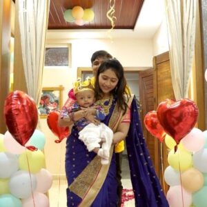 Lahari Arundhati Vishnuvazhala Instagram - Welcoming our Lishan Home 🏡 💖 💓 . Tqqq @balloonsunlimitedindia for the beautiful 😍 Baby Welcome decor Guys, you can get your party decor for birthdays or baby showers at https://balloonsunlimited.in/🎈✨ . Reel handled by: @srclicks_photography 😍 Tqqqq sampath for the best memories 💖💓🫶🤩 Guys,you can get your photoshoot or videoshoot for your special occasions from @srclicks_photography . .