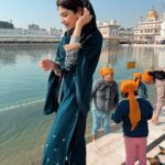 Lahoma Bhattacharjee Instagram - Days like these 🙏🏻💕🕊️ Several years ago, I stood in this very spot, taking in my last views of the Sri Harmandir Sahab, before I headed home. It left a small emptiness in my heart that yearned to be back. Today, I feel grateful to be back to this most blessed space. #GoldenTemple #SriHarmandirSahib