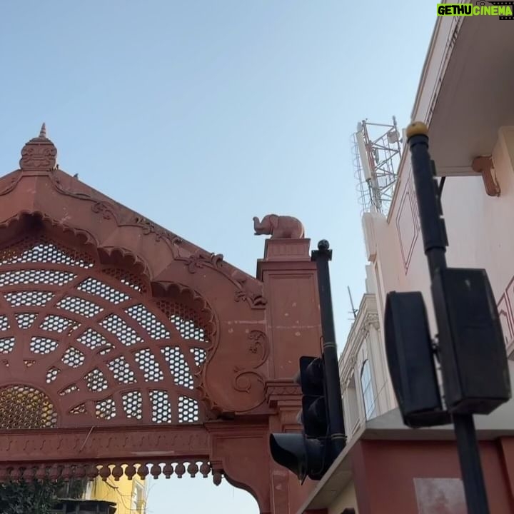 Lahoma Bhattacharjee Instagram - Days like these 🙏🏻💕🕊️ Several years ago, I stood in this very spot, taking in my last views of the Sri Harmandir Sahab, before I headed home. It left a small emptiness in my heart that yearned to be back. Today, I feel grateful to be back to this most blessed space. #GoldenTemple #SriHarmandirSahib