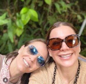Laisha Wilkins Instagram - #Sisterhood @adrishorn 😍
