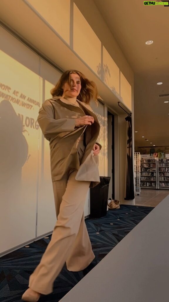 Lake Bell Instagram - Strolling into @womeninfilmla in @maxmara for 50th anniversary screening at @vidiots #normarae