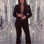 Lake Bell Instagram - Feeling the light for a night. @giovannaengelbert @swarovski @skims #SWAROVSKIxSKIMS #swarovski