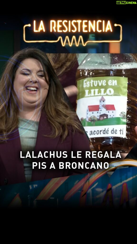 Lala Chus Instagram - Igual no es el mejor regalo que le han hecho a Broncano, pero sí es el que se merece. @lalachus3