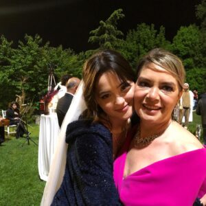 Lale Başar Instagram - Sezon finali @adimfarahdizi @foxturkiye @o3medya