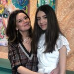 Lale Başar Instagram - Ceydacığımızın sergisindeydik.