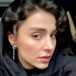 Lale Marzban Instagram - ترافیک با سِلفی قابل تحمل تره