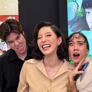 Lanlalin Tejasa Weckx Instagram - เพื่อนหญิงพลังหญิง เอ้ะ!!!