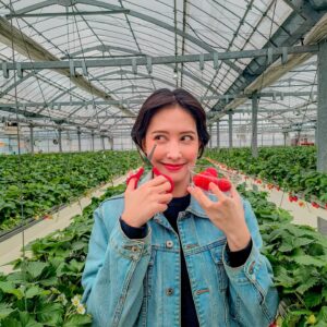 Lanlalin Tejasa Weckx Instagram - Strawberry Hunter!!!