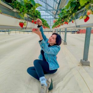 Lanlalin Tejasa Weckx Instagram - Strawberry Hunter!!!